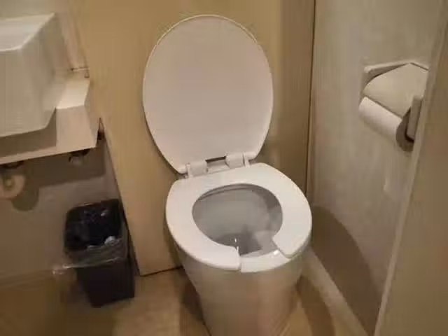 /www/bananadaily.net/web/images/image/2221/22210594.avif