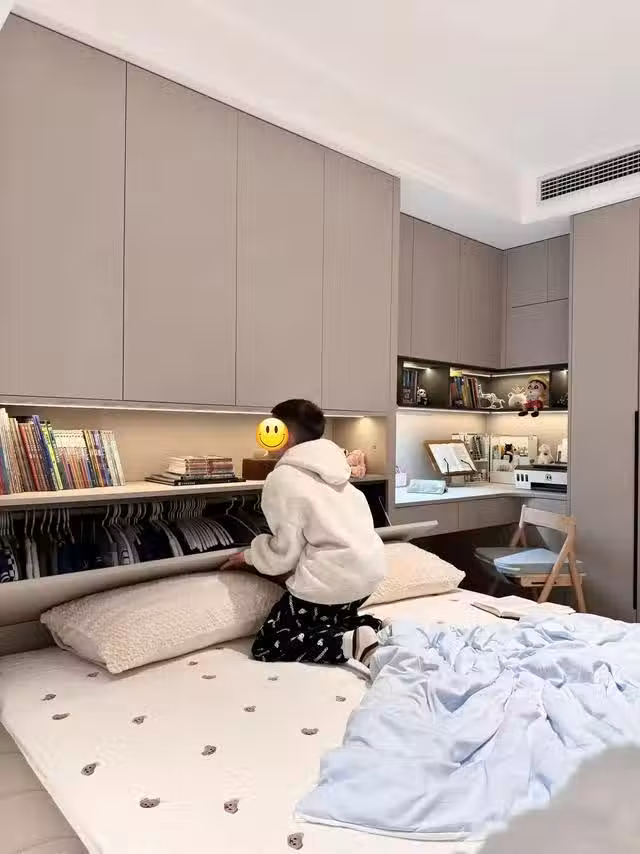 /www/bananadaily.net/web/images/image/2238/22384268.avif