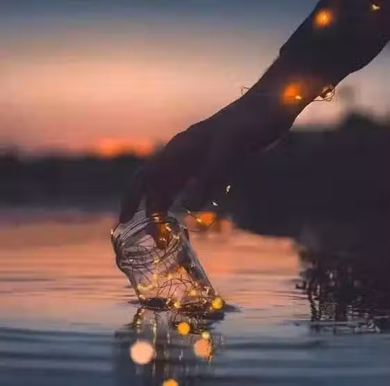 /www/bananadaily.net/web/images/image/2256/22561411.avif