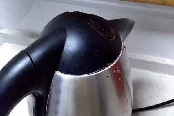 /www/bananadaily.net/web/images/image/2272/22729819.avif